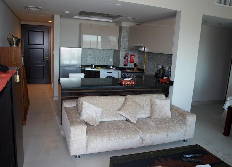 Elegant And Comfortably Furnished 2Brh Apartment In A Quiet Area! Dubai Exterior photo